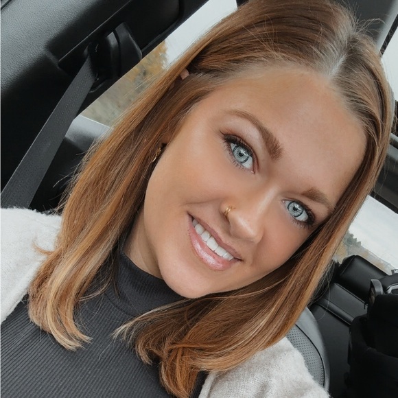 Meet your Posher, Meghan - Picture 1 of 1